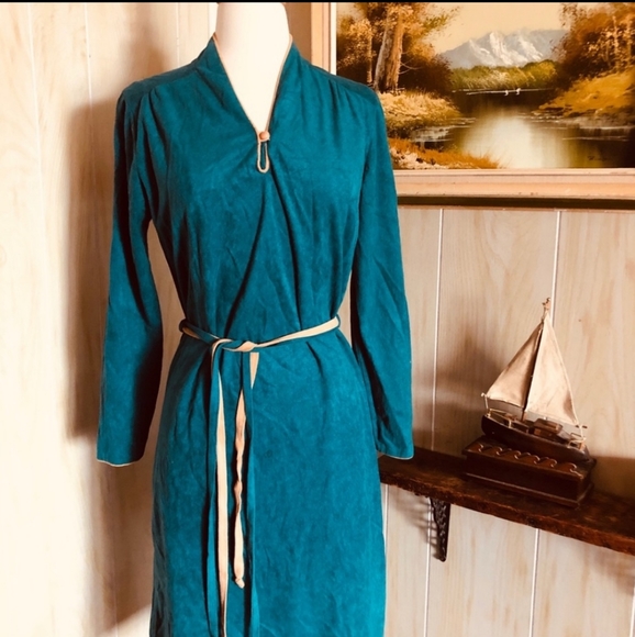 Vintage 1970s Turquoise Terry Cloth Dress - Picture 2 of 5